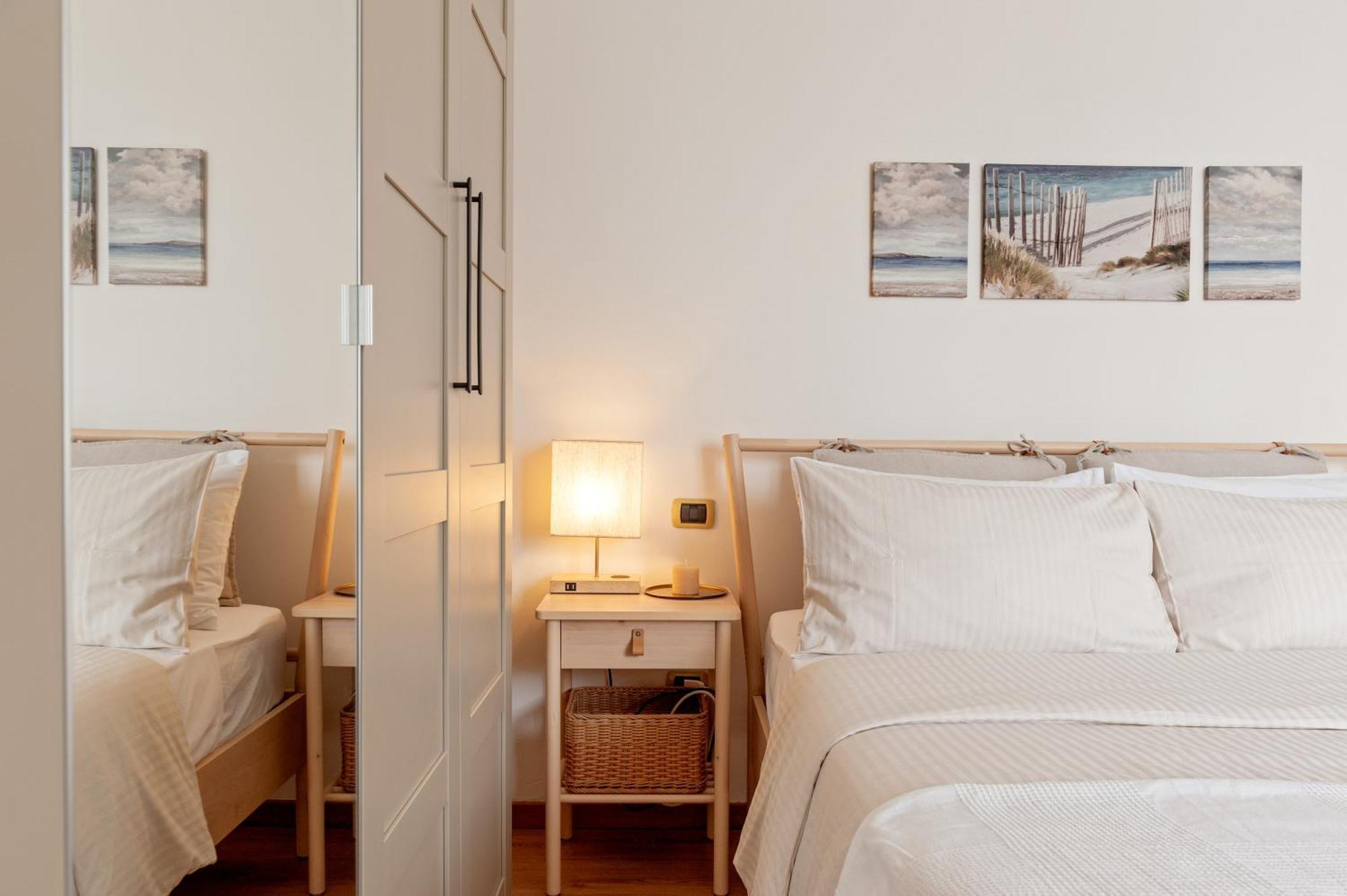 Cozy Retreat In Coastal Livorno Apartment Екстериор снимка