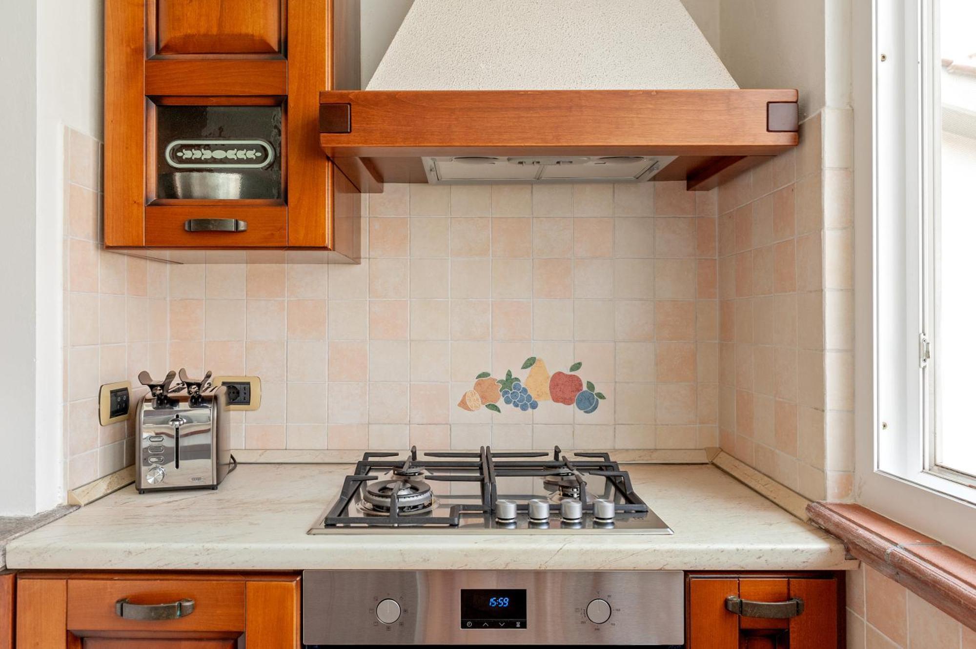 Cozy Retreat In Coastal Livorno Apartment Екстериор снимка